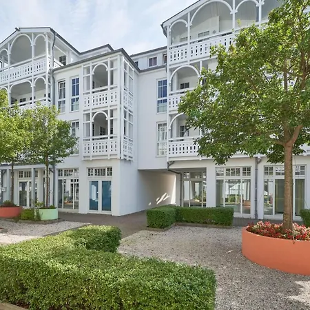 Moderne Mit Balkon - Ostseeurlaub In Sellin (Rugen)